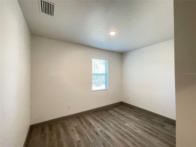 10 GUAVA LANE COURSE, Ocklawaha, FL 32179