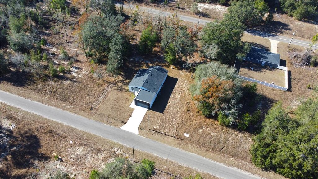 Image 23 of property listing at 10 GUAVA LANE COURSE, Ocklawaha, FL 32179