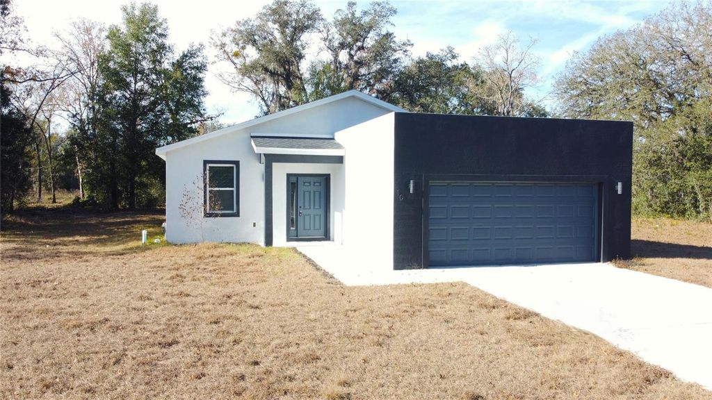 Image 25 of property listing at 10 GUAVA LANE COURSE, Ocklawaha, FL 32179