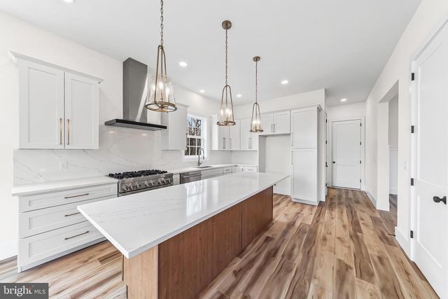 171 ELLICOTT RD, Avondale, PA 19311