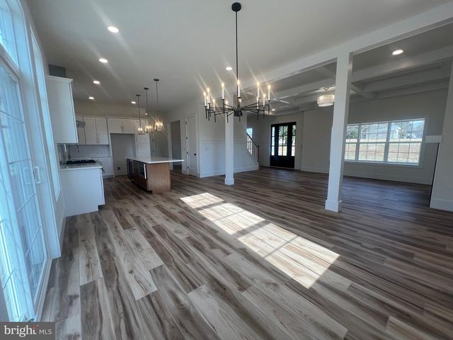 171 ELLICOTT RD, Avondale, PA 19311