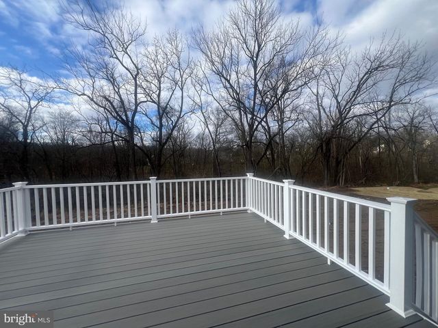 171 ELLICOTT RD, Avondale, PA 19311