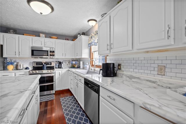 602 Still Water Boulevard, Elyria, OH 44035