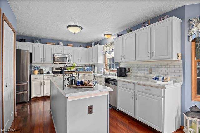 602 Still Water Boulevard, Elyria, OH 44035