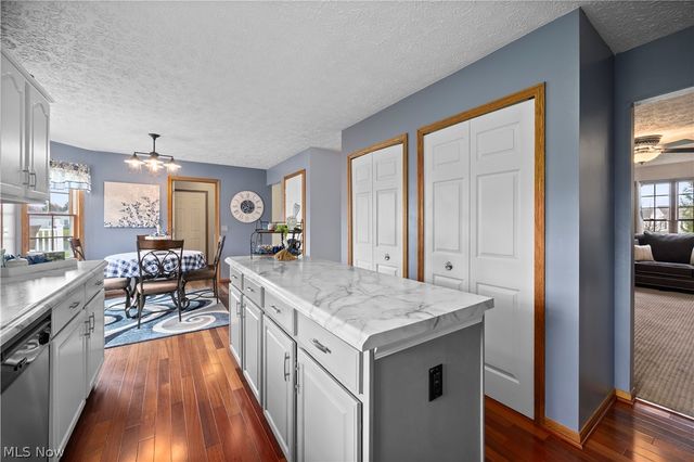 602 Still Water Boulevard, Elyria, OH 44035