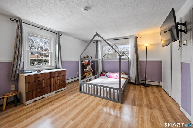 1 Grandview Court, Norwich, CT 06360