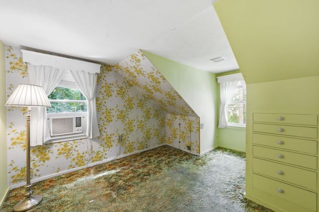 44 Cottage Rd, Enfield, CT 06082