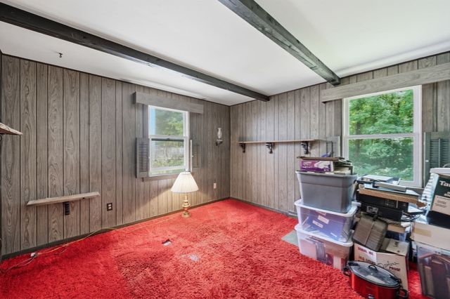 44 Cottage Rd, Enfield, CT 06082