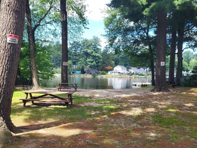 44 Cottage Rd, Enfield, CT 06082