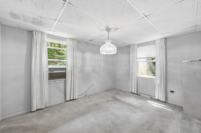 44 Cottage Rd, Enfield, CT 06082