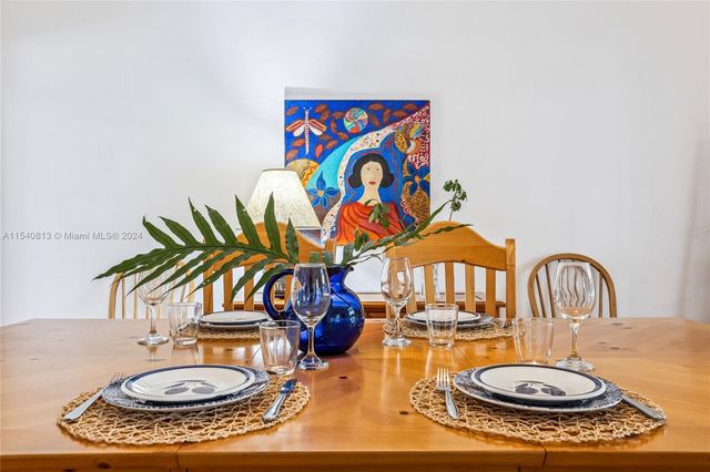 10130 SW 70th Ave, Pinecrest, FL 33156