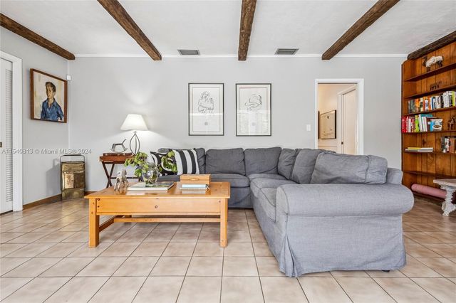 10130 SW 70th Ave, Pinecrest, FL 33156