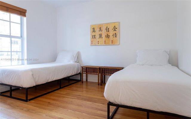 10130 SW 70th Ave, Pinecrest, FL 33156