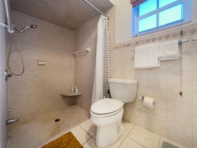 10130 SW 70th Ave, Pinecrest, FL 33156