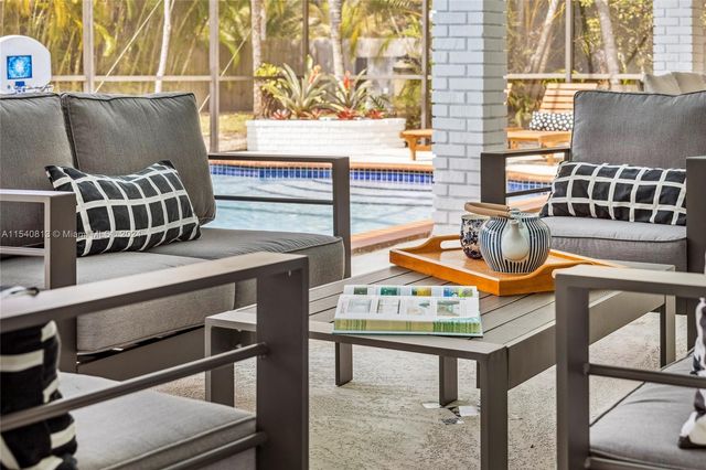 10130 SW 70th Ave, Pinecrest, FL 33156