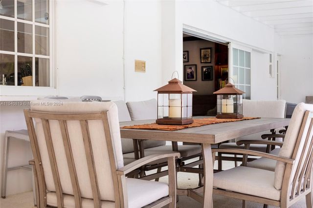 10130 SW 70th Ave, Pinecrest, FL 33156