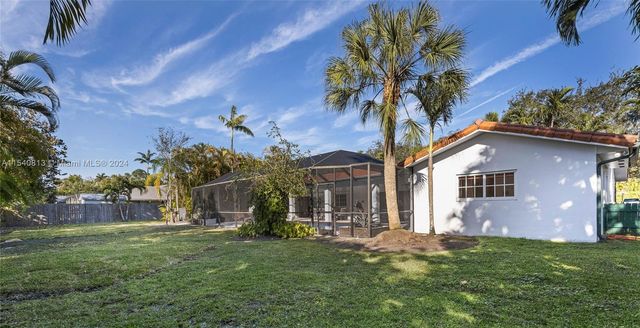 10130 SW 70th Ave, Pinecrest, FL 33156