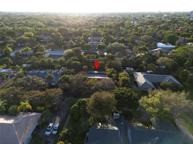 10130 SW 70th Ave, Pinecrest, FL 33156