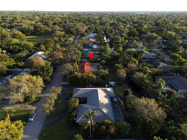 10130 SW 70th Ave, Pinecrest, FL 33156