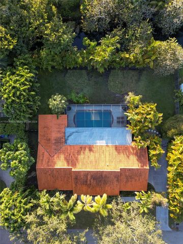 10130 SW 70th Ave, Pinecrest, FL 33156