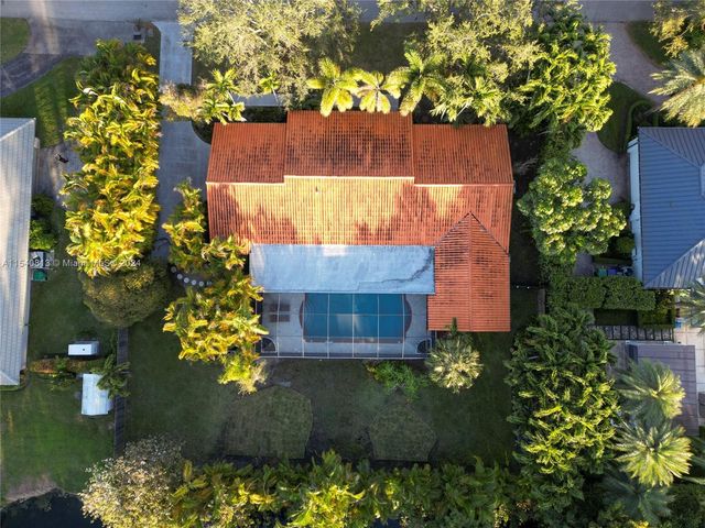 10130 SW 70th Ave, Pinecrest, FL 33156