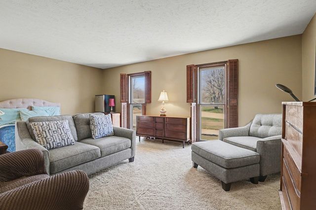 1704 Brookwood Drive, Elkhart, IN 46514