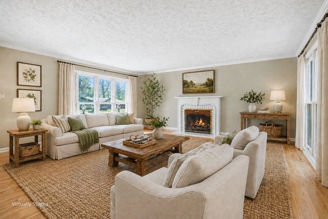 1704 Brookwood Drive, Elkhart, IN 46514