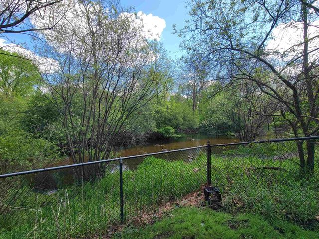 1704 Brookwood Drive, Elkhart, IN 46514