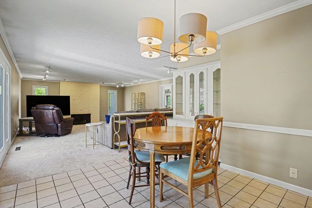 1704 Brookwood Drive, Elkhart, IN 46514