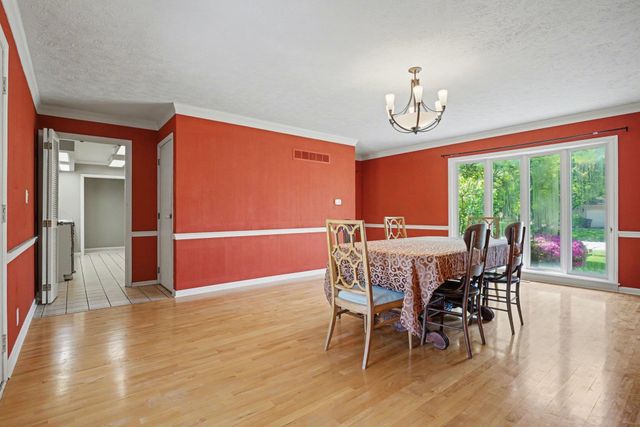 1704 Brookwood Drive, Elkhart, IN 46514