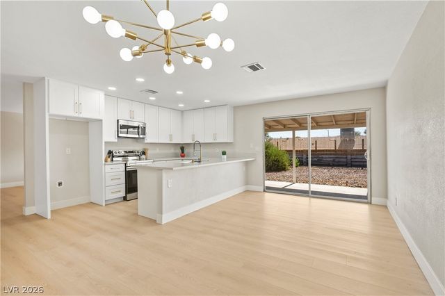604 Overland Drive, Henderson, NV 89002