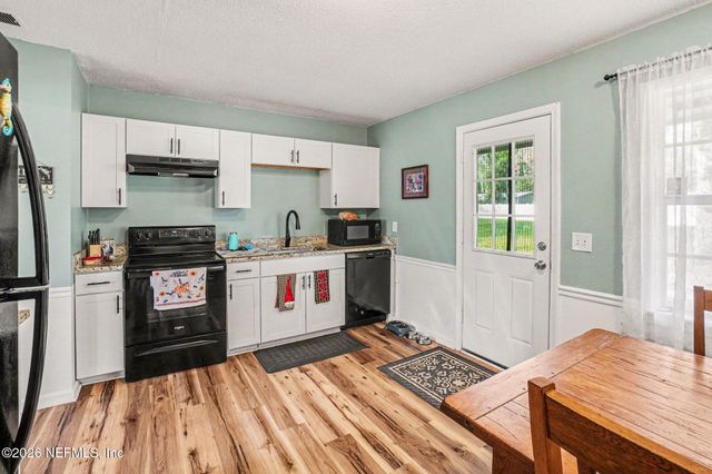 110 HORSE LANDING Road, Satsuma, FL 32189