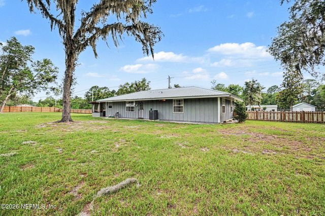 110 HORSE LANDING Road, Satsuma, FL 32189