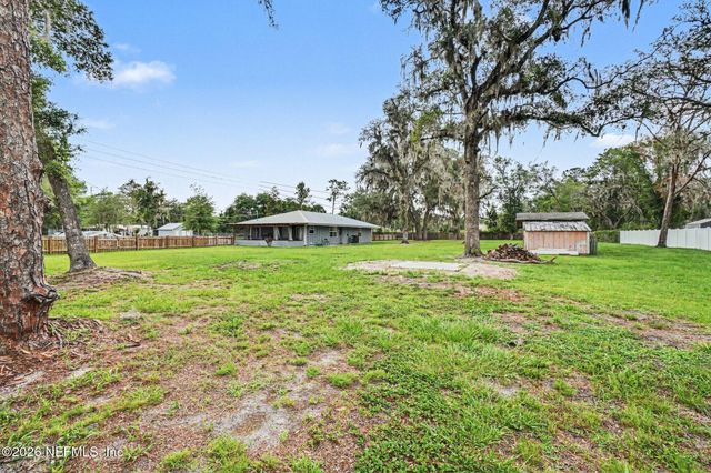 110 HORSE LANDING Road, Satsuma, FL 32189