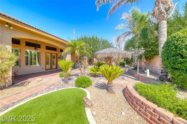 211 Viewmont Drive, Henderson, NV 89015