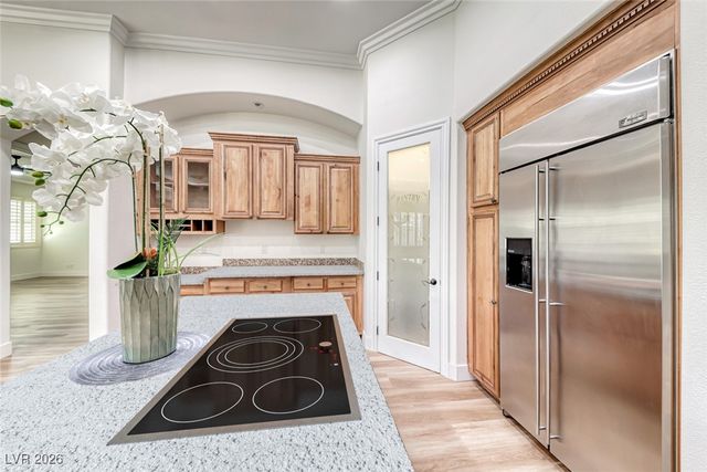 211 Viewmont Drive, Henderson, NV 89015