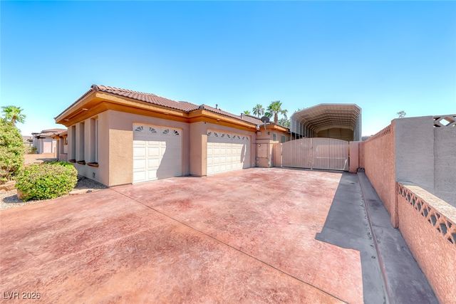 211 Viewmont Drive, Henderson, NV 89015