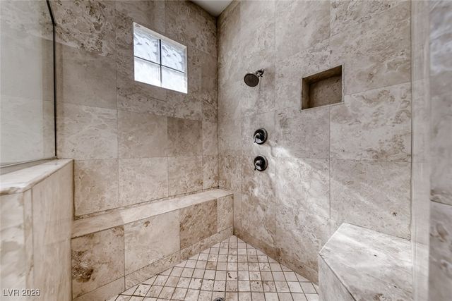 211 Viewmont Drive, Henderson, NV 89015