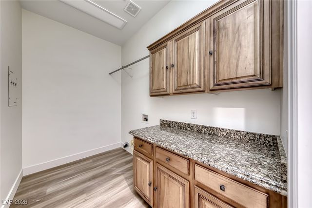 211 Viewmont Drive, Henderson, NV 89015