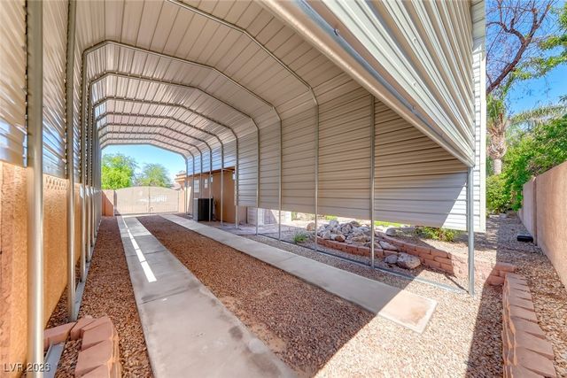 211 Viewmont Drive, Henderson, NV 89015