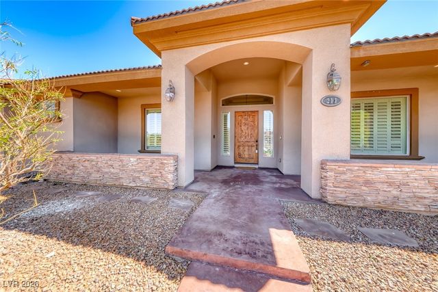 211 Viewmont Drive, Henderson, NV 89015