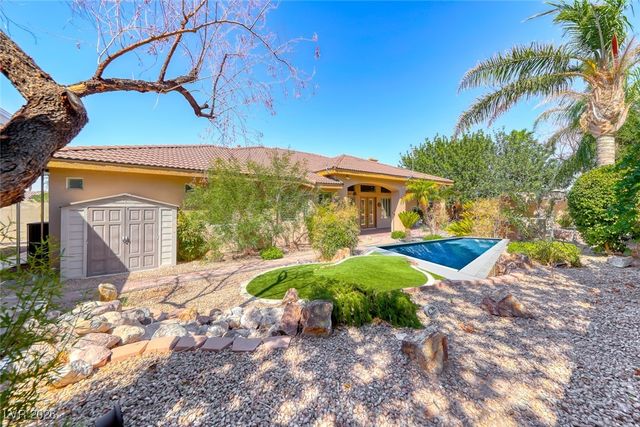 211 Viewmont Drive, Henderson, NV 89015