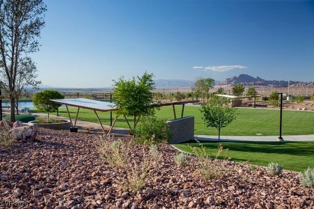 211 Viewmont Drive, Henderson, NV 89015