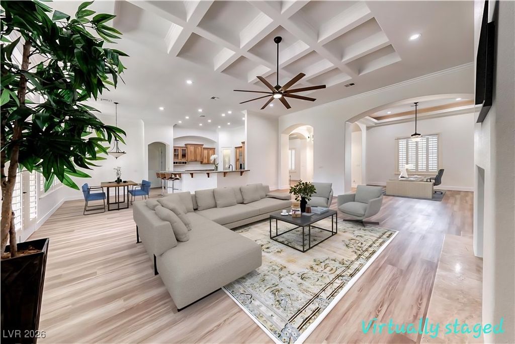 211 Viewmont Drive, Henderson, NV 89015