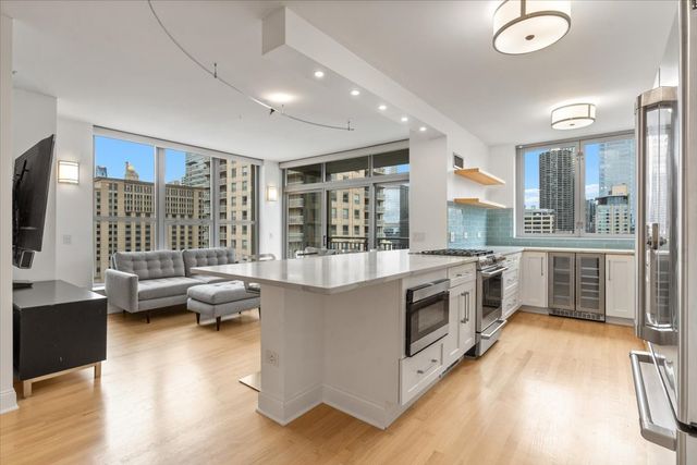 600 N Dearborn Street 1912, Chicago, IL 60654
