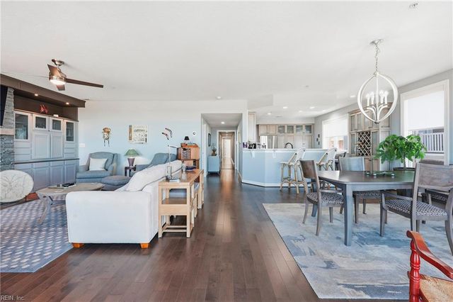 2314 Beach Castle Ln Apt 102, Virginia Beach, VA 23451