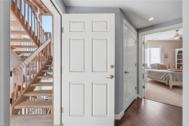 2314 Beach Castle Ln Apt 102, Virginia Beach, VA 23451