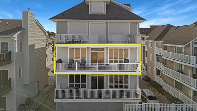 2314 Beach Castle Ln Apt 102, Virginia Beach, VA 23451
