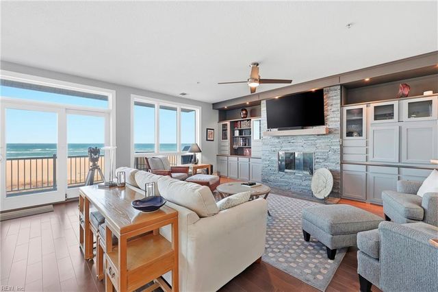 2314 Beach Castle Ln Apt 102, Virginia Beach, VA 23451