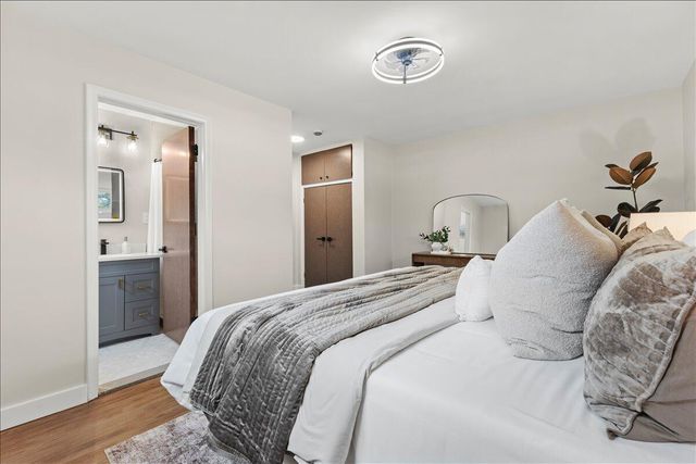 24110 Rensselaer Street, Oak Park, MI 48237